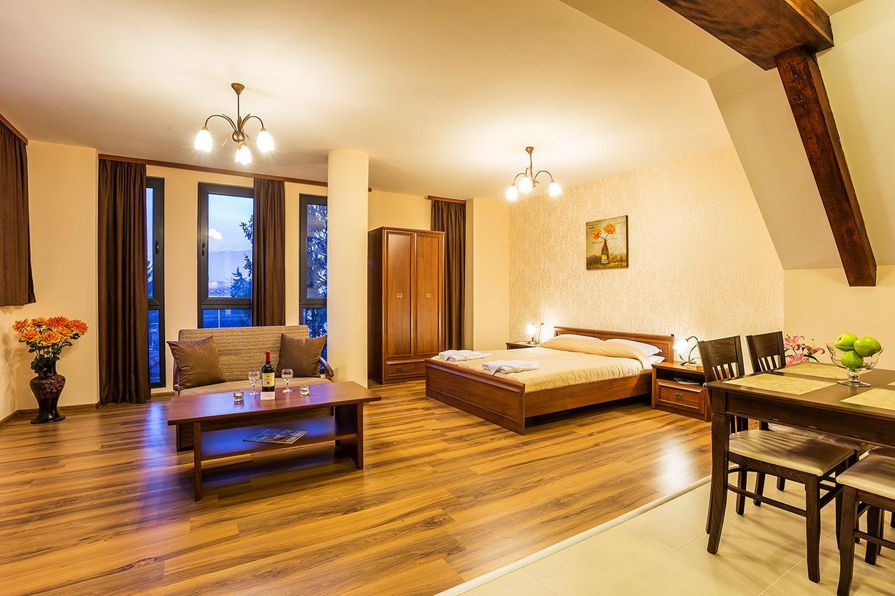Rosen Aparthotel 3*
